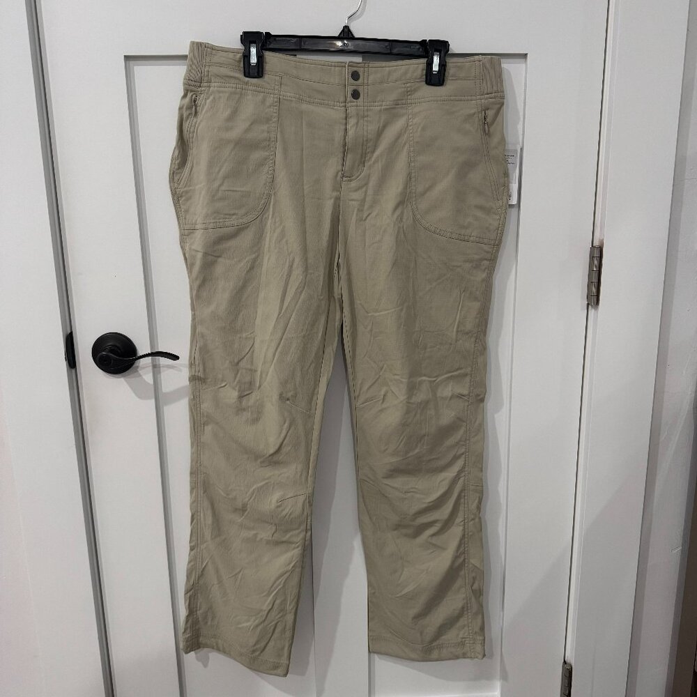 Athleta Trekkie Pant, NWT, Size 14P, light beige color